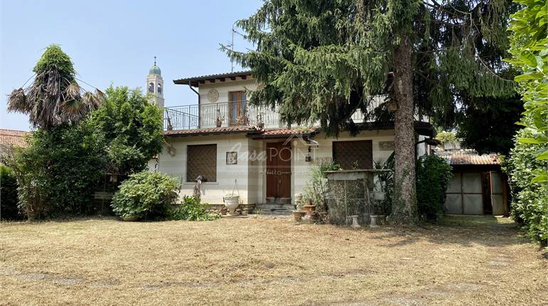 Villa for sale in Coccaglio