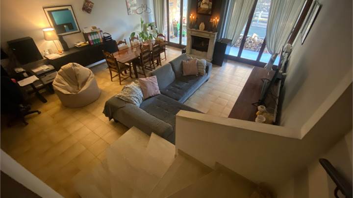 Villa di testa con giardino privato di 200 mq e impianto fotovoltaico