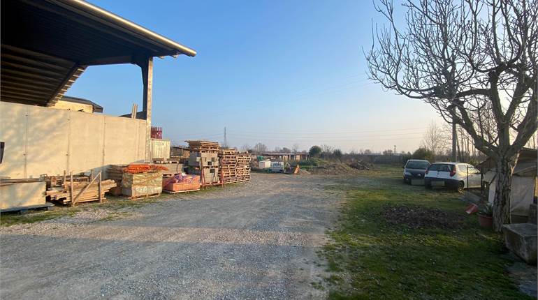 Hut в продажа для Rovato